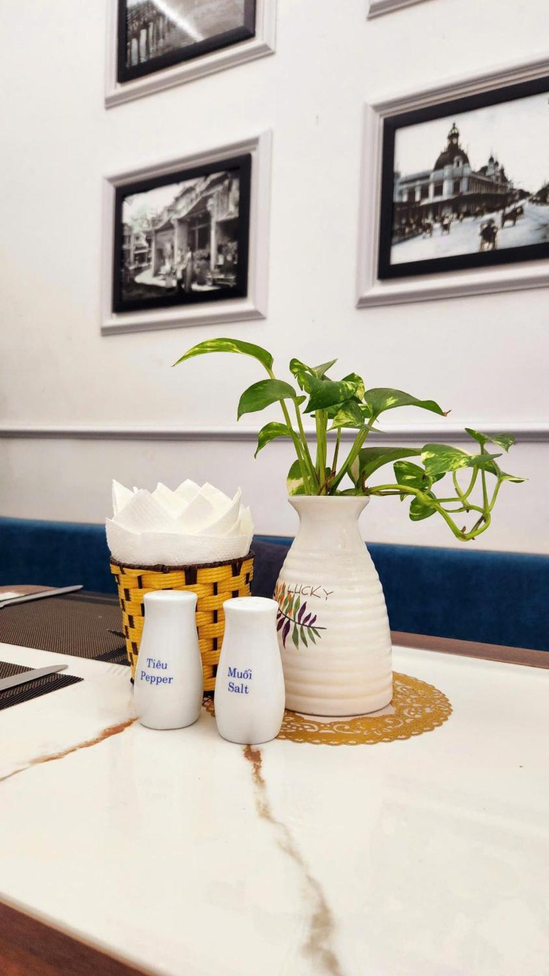 The Ambery Hanoi Boutique Hotel & Travel Exterior photo